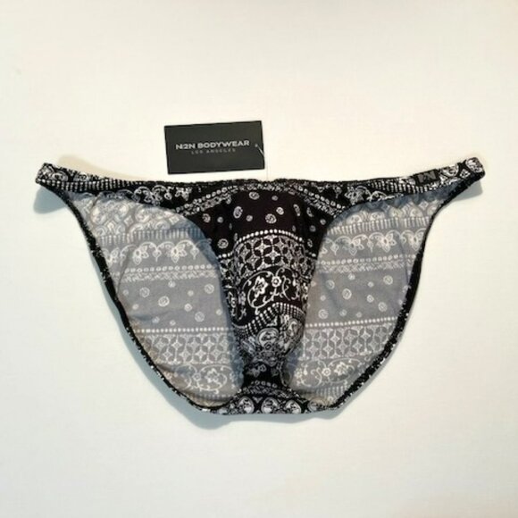 N2N Bodywear Size L Provence Micro Bikini - Black/White - Batik Design - Picture 8 of 13